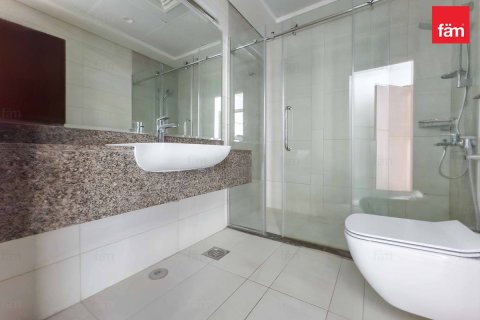 Apartment in Al Satwa, Dubai 1 bedroom, 72.5 sq.m. № 77707 - photo 11