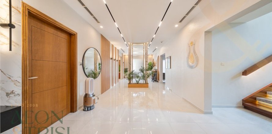 Вилла в Мудоне, Дубай, 5 спален, 917м², № 60835