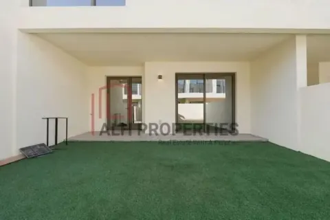 Townhouse in Dubai South (Dubai World Central), Dubai 3 bedrooms, 163 sq.m. № 92853 - photo 4