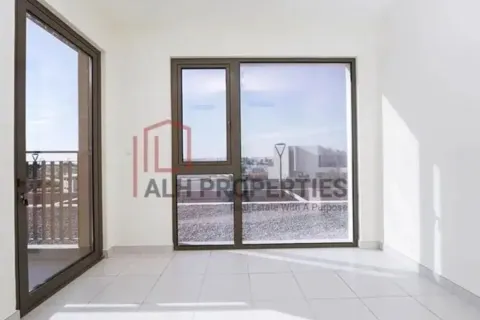 Townhouse in Dubai South (Dubai World Central), Dubai 3 bedrooms, 163 sq.m. № 92853 - photo 10