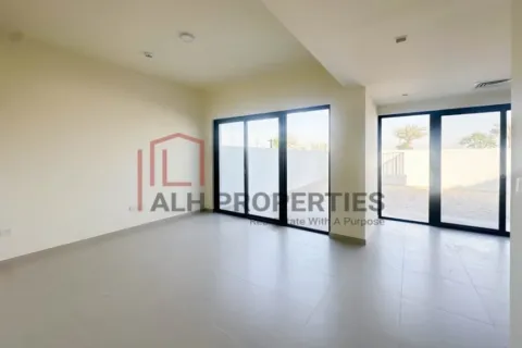 Townhouse in Dubai South (Dubai World Central), Dubai 4 bedrooms, 247 sq.m. № 92855 - photo 4