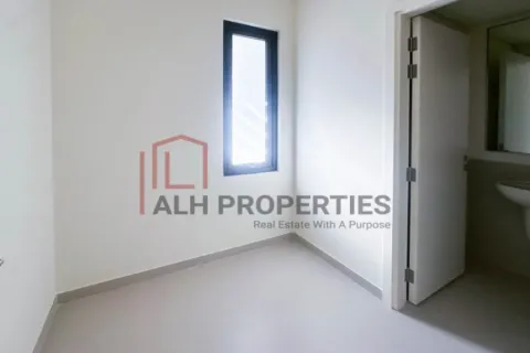 Townhouse in Dubai South (Dubai World Central), Dubai 4 bedrooms, 247 sq.m. № 92855 - photo 26