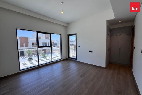 Townhouse in Dubai 4 bedrooms, 144 sq.m. № 137456 - photo 3