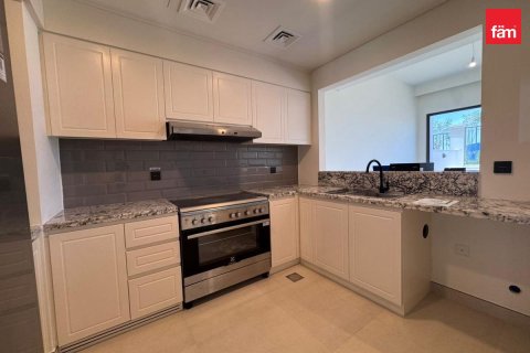 Townhouse in Dubai 4 bedrooms, 144 sq.m. № 137456 - photo 2