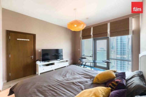 Apartment in Business Bay, Dubai 3 bedrooms, 180.3 sq.m. № 137460 - photo 12