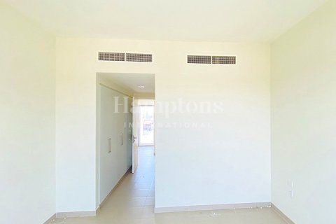 Снять в аренду квартиру в Dubai South (Dubai World Central), Дубай: 2 спальни, 112.82976447м², № 13265 - фото 1