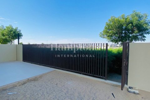 Снять в аренду квартиру в Dubai South (Dubai World Central), Дубай: 3 спальни, 199.99972034м², № 13266 - фото 15