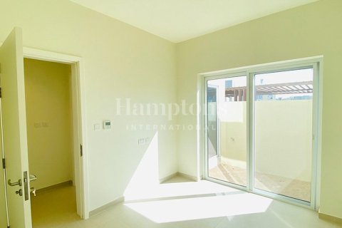 Снять в аренду квартиру в Dubai South (Dubai World Central), Дубай: 3 спальни, 199.99972034м², № 13266 - фото 9