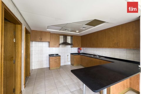 Apartment in Jebel Ali, Dubai 2 bedrooms, 153 sq.m. № 89256 - photo 2