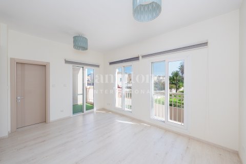 Townhouse in Springs 2, The Springs, Dubai 2 bedrooms, 172.52087100 sq.m. № 108850 - photo 28