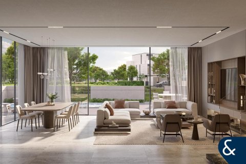 Villa à Jumeirah Golf Estates, Dubai, 5 chambres, 265 m², № 74980 - photo 2