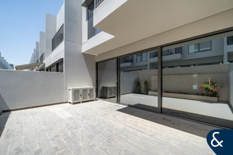Townhouse in District 7, Mohammed Bin Rashid City, Dubai 3 bedrooms, 215 sq.m. № 74979 - photo 14
