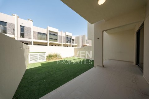 Townhouse in Dubai 3 bedrooms, 174.84 sq.m. № 137227 - photo 2