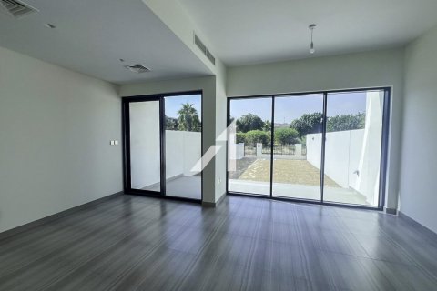 Villa à Dubai, 3 chambres, 180 m², № 60040 - photo 2