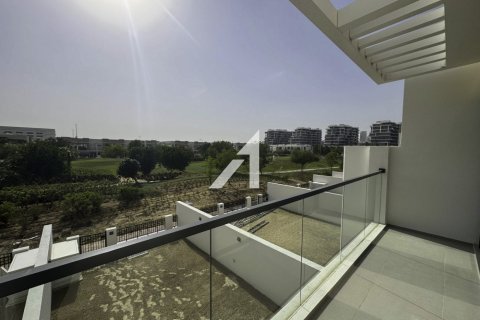 Villa à Dubai, 3 chambres, 180 m², № 60040 - photo 1