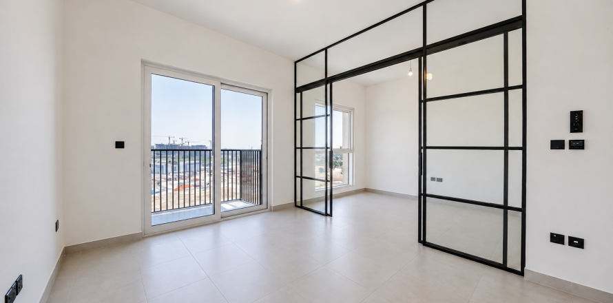 Apartamento en Dubai, 2 dormitorios, 69 m², № 134106