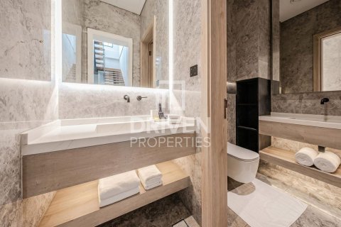 Apartment in Business Bay, Dubai 3 bedrooms, 228.08 sq.m. № 138748 - photo 20