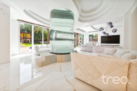 Villa in Desert Leaf, Al Barari, Dubai 10 bedrooms, 2392.44 sq.m. № 119645 - photo 7