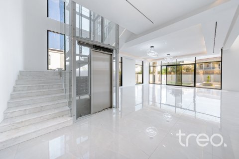 Villa à Jumeirah Park, Dubai, 6 chambres, 755.58 m², № 119650 - photo 2