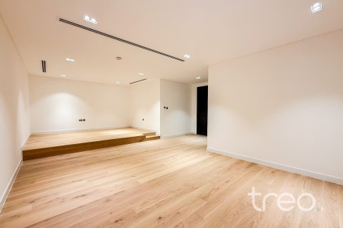 Villa in Al Barari, Dubai 5 bedrooms, 1212.66 sq.m. № 119647 - photo 8