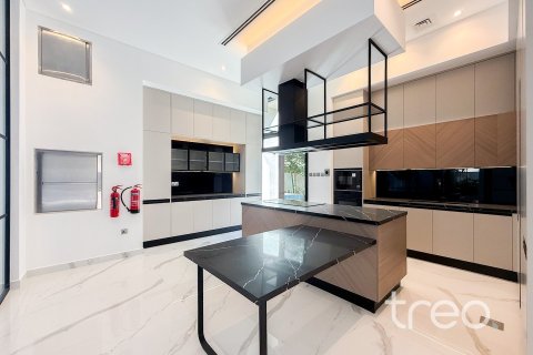Villa in Al Barari, Dubai 5 bedrooms, 1212.66 sq.m. № 119647 - photo 21