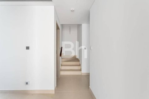 Villa in Tilal Al Ghaf, Dubai 4 bedrooms, 317 sq.m. № 24959 - photo 6