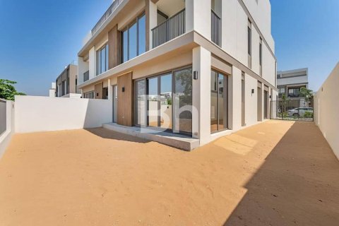 Villa in Tilal Al Ghaf, Dubai 4 bedrooms, 317 sq.m. № 24959 - photo 21