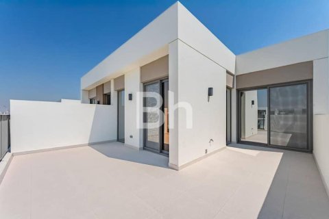 Villa in Tilal Al Ghaf, Dubai 4 bedrooms, 317 sq.m. № 24959 - photo 23