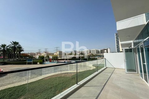 Appartement à Jumeirah Village Triangle, Dubai, 2 chambres, 138 m², № 24957 - photo 3