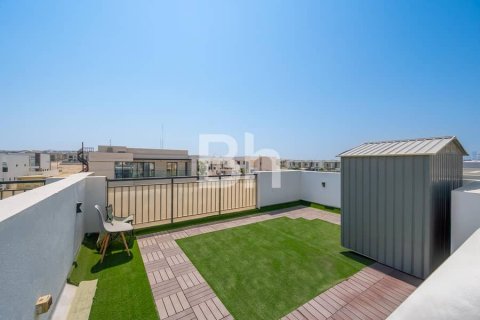 Townhouse in Al Furjan, Dubai 4 bedrooms, 317 sq.m. № 24961 - photo 2