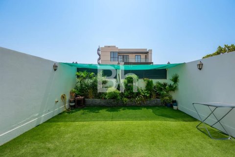 Townhouse in Al Furjan, Dubai 4 bedrooms, 317 sq.m. № 24961 - photo 3