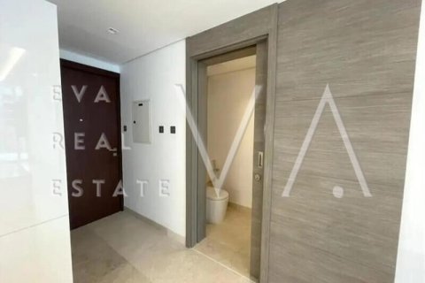 Apartment in Business Bay, Dubai 1 bedroom, 90.35 sq.m. № 52629 - photo 16