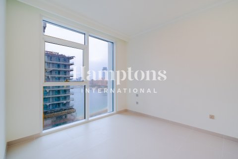 Apartment in Dubai Harbour, Dubai 2 bedrooms, 111.66940600 sq.m. № 90077 - photo 13