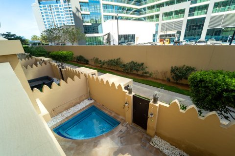 Купить таунхаус в Пальме Джумейре, Дубай: 3 спальни, 456м², № 103269 - фото 8