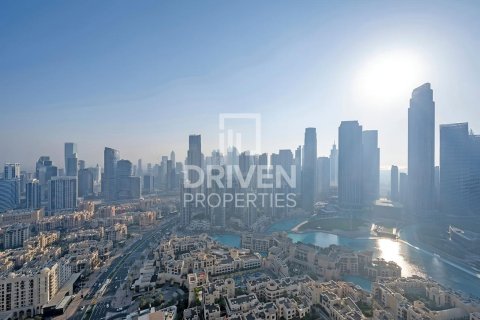 Apartment in Downtown Dubai (Downtown Burj Dubai), Dubai 2 bedrooms, 171.59 sq.m. № 127802 - photo 3