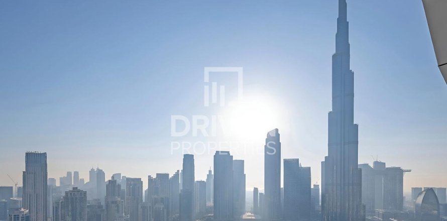 Apartment in Downtown Dubai (Downtown Burj Dubai), Dubai 2 bedrooms, 171.59 sq.m. № 127802