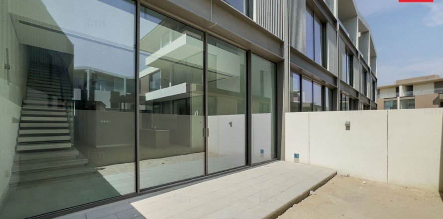 Maison de ville à Dubai, 3 chambres, 168 m², № 112846
