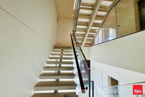 Villa en Dubai, 4 dormitorios, 416.3 m², № 77699 - foto 26