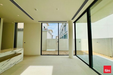 Villa en Dubai, 4 dormitorios, 416.3 m², № 77699 - foto 7