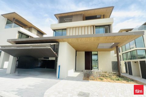 Villa en Dubai, 4 dormitorios, 416.3 m², № 77699 - foto 1