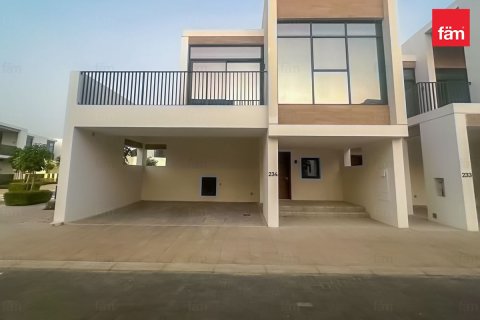 Adosado en Dubai, 4 dormitorios, 170.8 m², № 77698 - foto 1