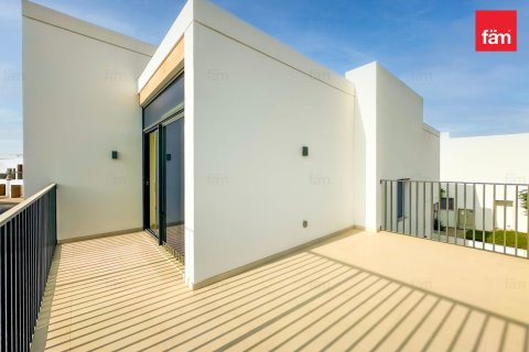 Adosado en Dubai, 4 dormitorios, 170.8 m², № 77698 - foto 2