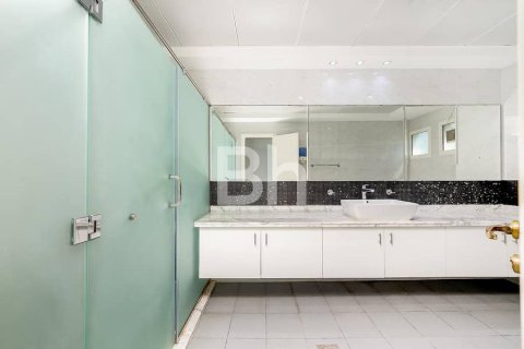 Villa à Al Barsha, Dubai, 6 chambres, 1394 m², № 23466 - photo 3