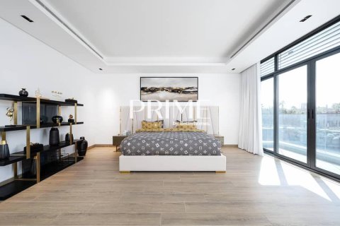 Villa en Palm Jumeirah, Dubai, 8 dormitorios, 883 m², № 21766 - foto 5