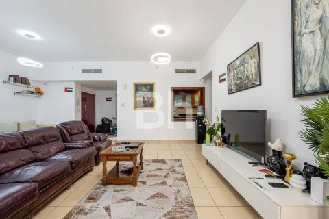 Купить квартиру в Джумейра Бич Резиденс, Дубай: 3 спальни, 176м², № 21761 - фото 3