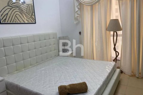 Купить квартиру в Джумейра Бич Резиденс, Дубай: 3 спальни, 176м², № 21761 - фото 11