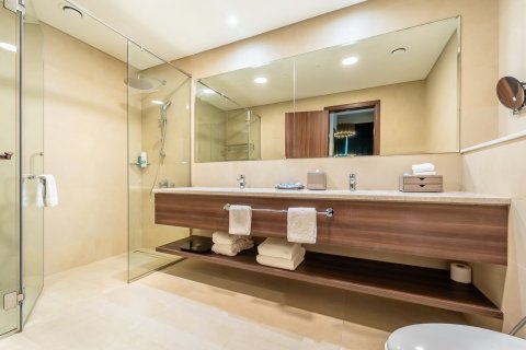 Apartamento en Palm Jumeirah, Dubai, 1 dormitorio, 101 m², № 120538 - foto 12