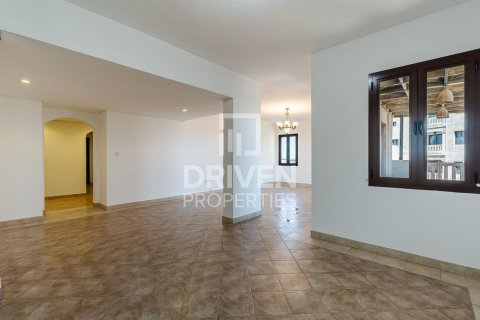 Apartamento en Dubai Festival City, Dubai, 3 dormitorios, 213.49 m², № 135381 - foto 3