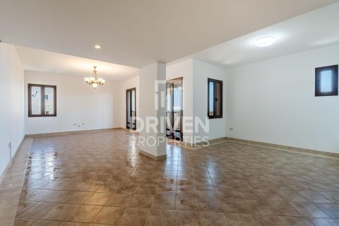 Apartamento en Dubai Festival City, Dubai, 3 dormitorios, 213.49 m², № 135381 - foto 2