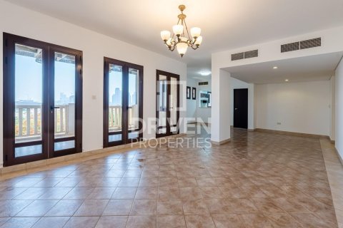 Apartment in Dubai Festival City, Dubai 3 bedrooms, 213.49 sq.m. № 135381